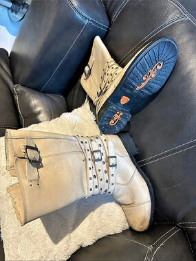 Harley-Davidson Kennedy 10-Inch Motorcycle Boots Cream US 6N